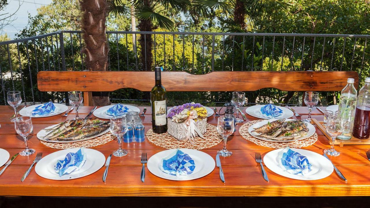 Apartment Villa Lidija Ловран Екстериор снимка